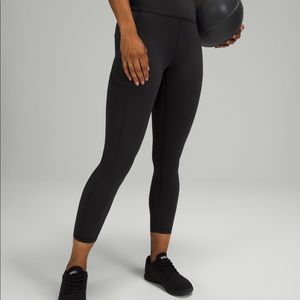Lululemon Wunder Train 25”
